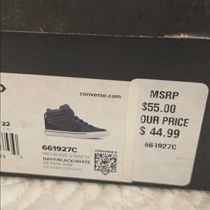 New in box Converse youth size 4